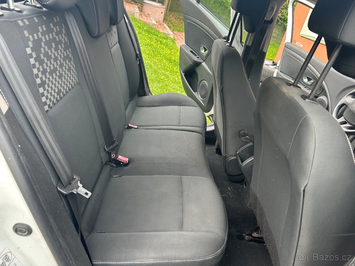 Renault Mégane 1.6 74kw r.v.2013 ČR 1maj, po servisu 40000kc - 13