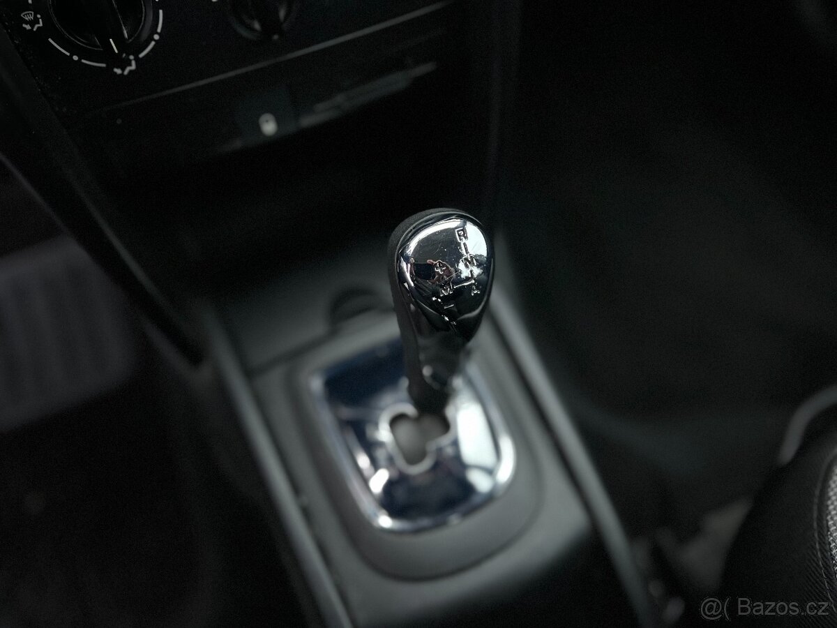 Peugeot 207 TRENDY, 88k, Automat, ČR - 13