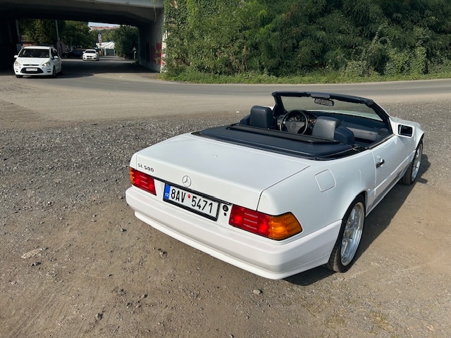 Mercedes-Benz SL 500 - 13