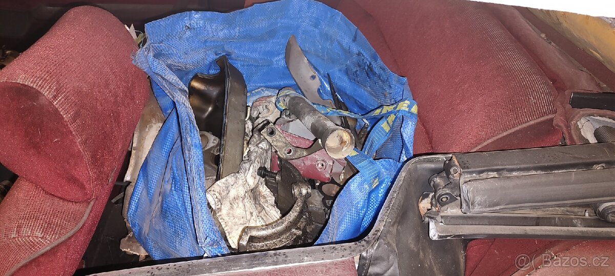 Chrysler Le Baron Limited Edition 3.0 V6 - 13