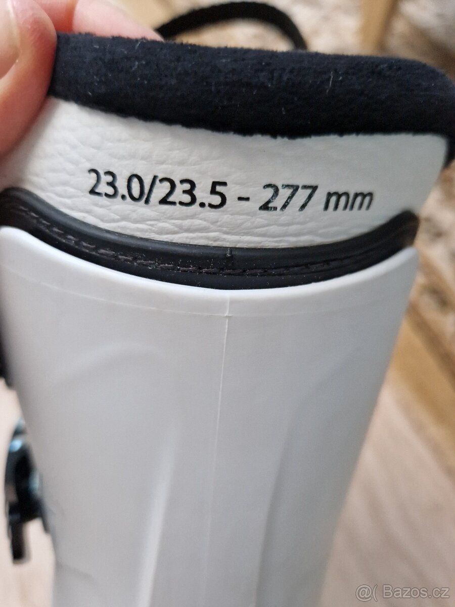 Lyžáky Atomic 23-23,5 cm - 13