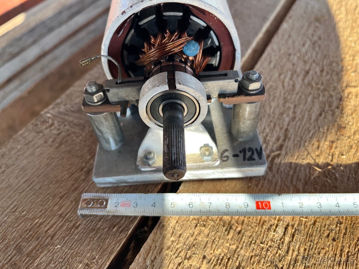 prodám historické motory a kompresor - 13