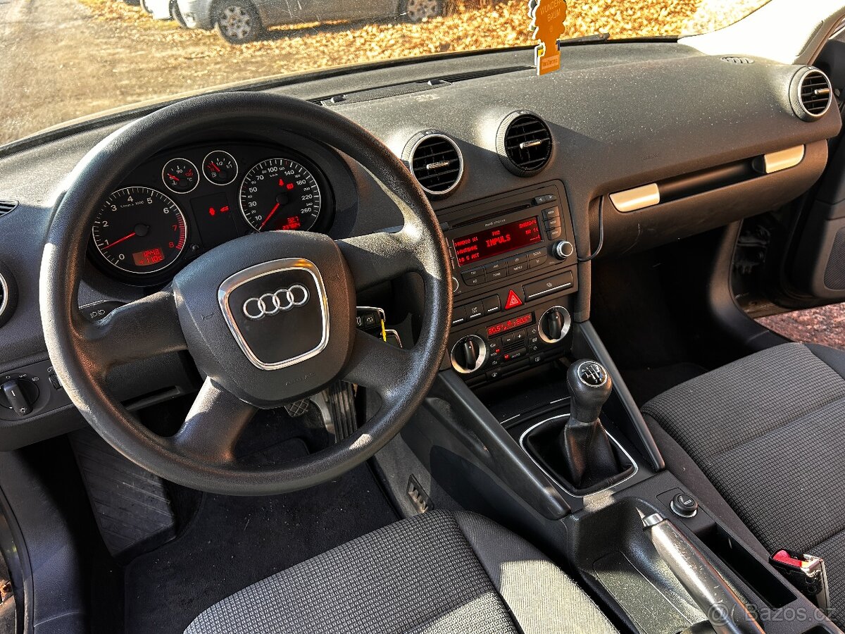 Audi A3 1,6i 75kW, r.v. 2008, nová STK 01/2028 - 13