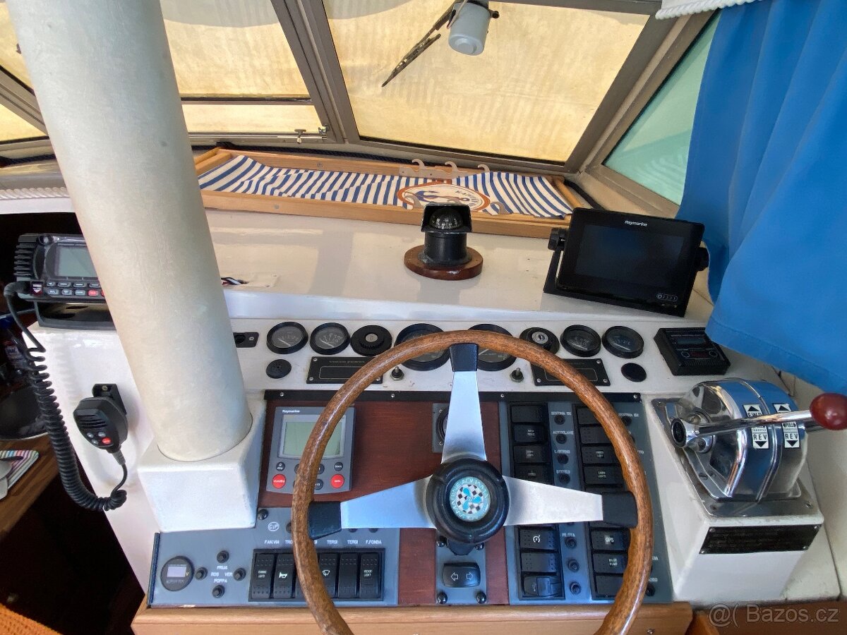 Fairline 32 FlyBridge - 13
