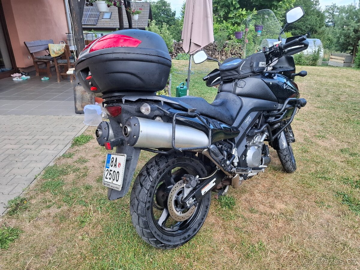 Prodám Suzuki V-Strom 1000 - 13
