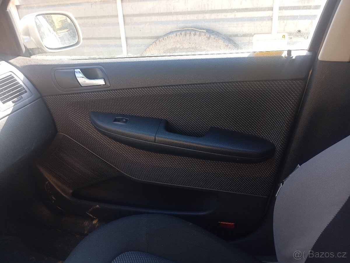 Fabia 1.2HTP 40kw na náhradní díly - 13