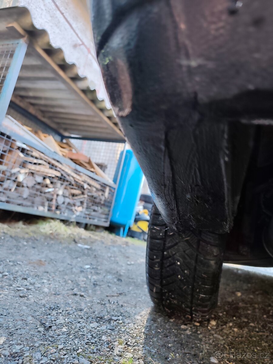 Bmw e30 316i coupe - 13