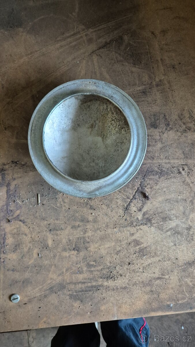 Náhradní díly na veterány - 13