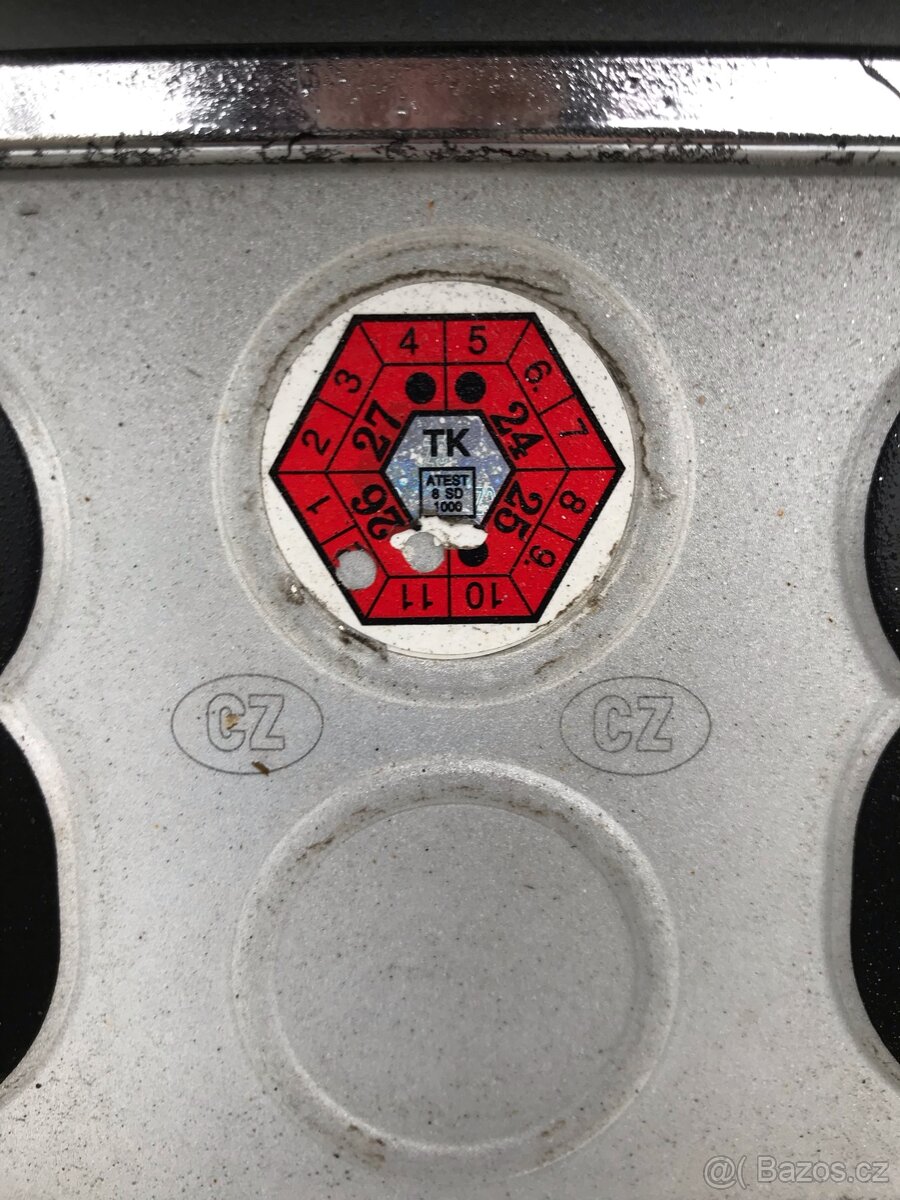 VW Passat B7 Variant 2.0tdi - 13