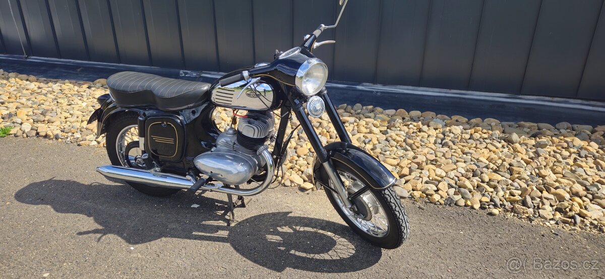 Jawa 350 - 13