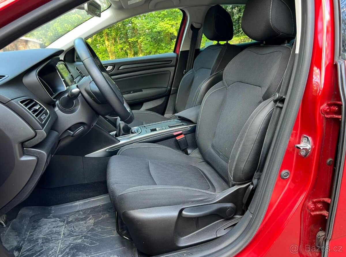Renault Megane LIMITED - 13