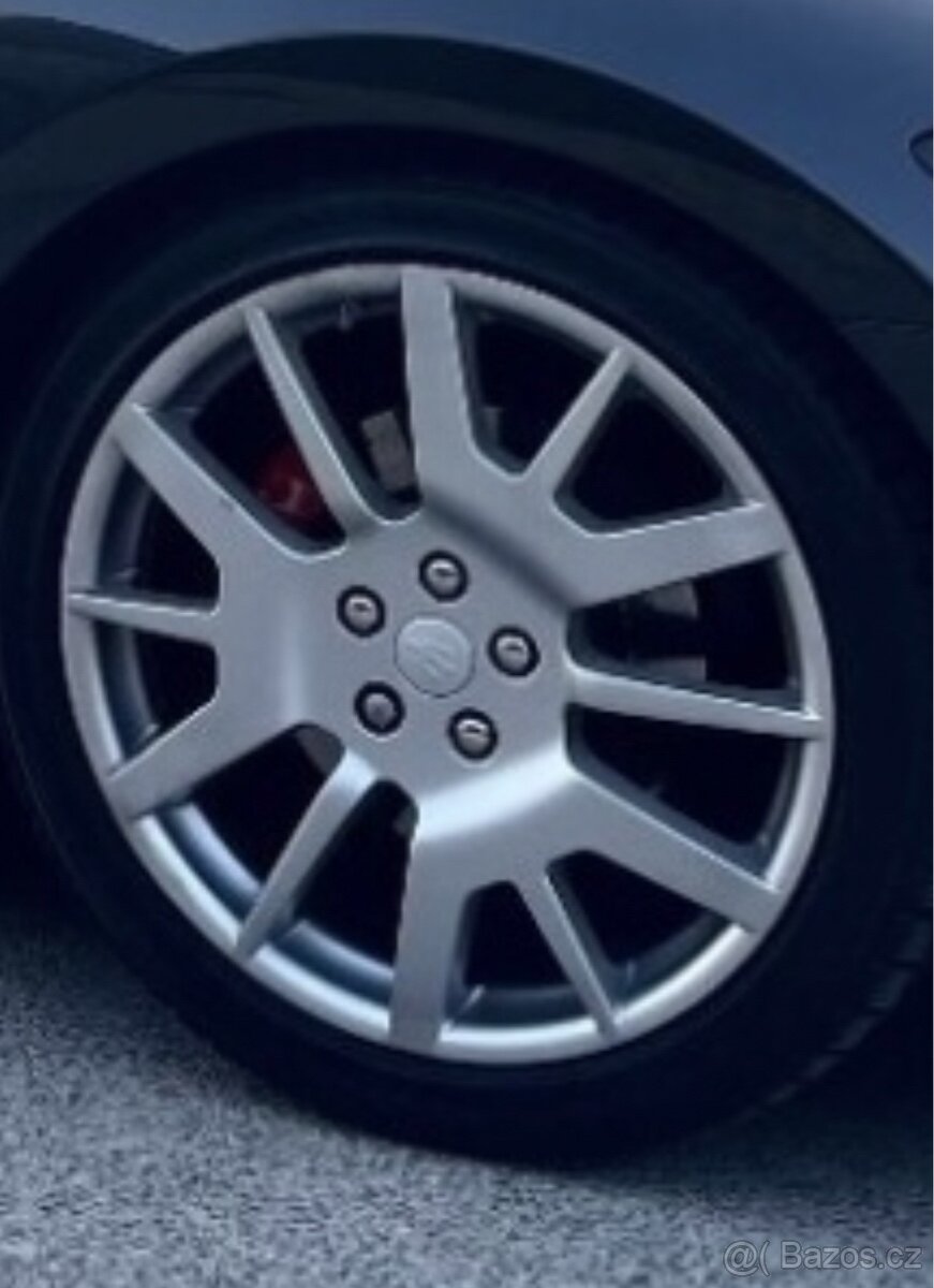 Maserati Granturismo 4.2 V8 - 13