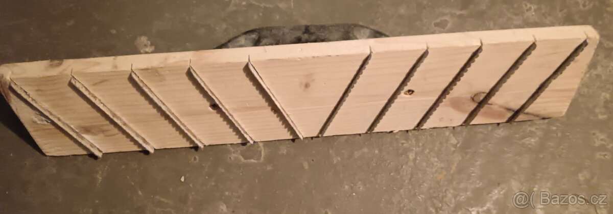 Zednické nářadí - 13