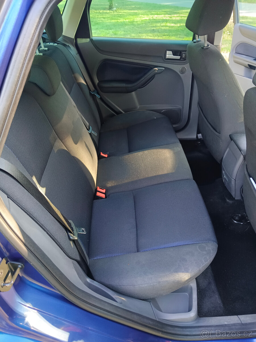 Ford Focus 1,6 TDCi 66kW MK2 - 13