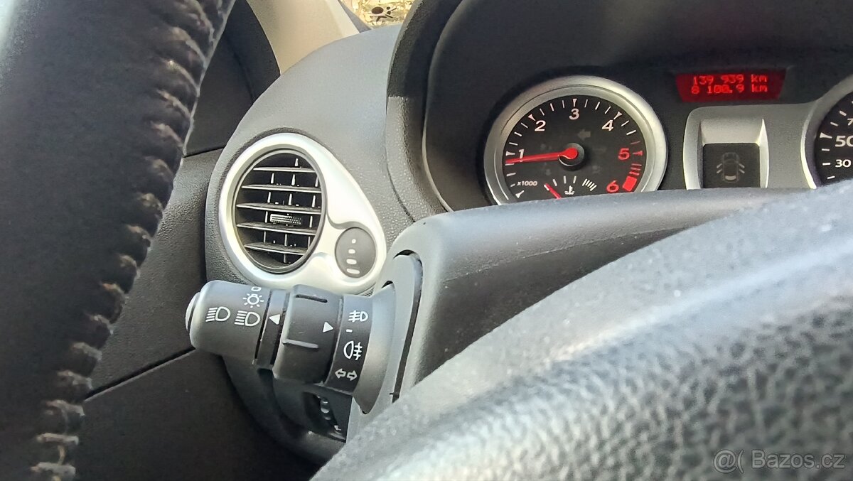 Renault Clio 1.5 DCi - 13