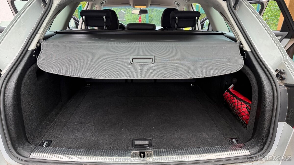 Audi A4 B8 2.0 TDi 105kw - 13