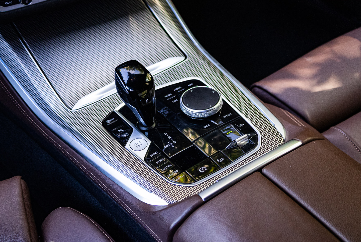 BMW X5 xDrive45e 290kW / TOP STAV / HarmanKardon / FULL LED - 13