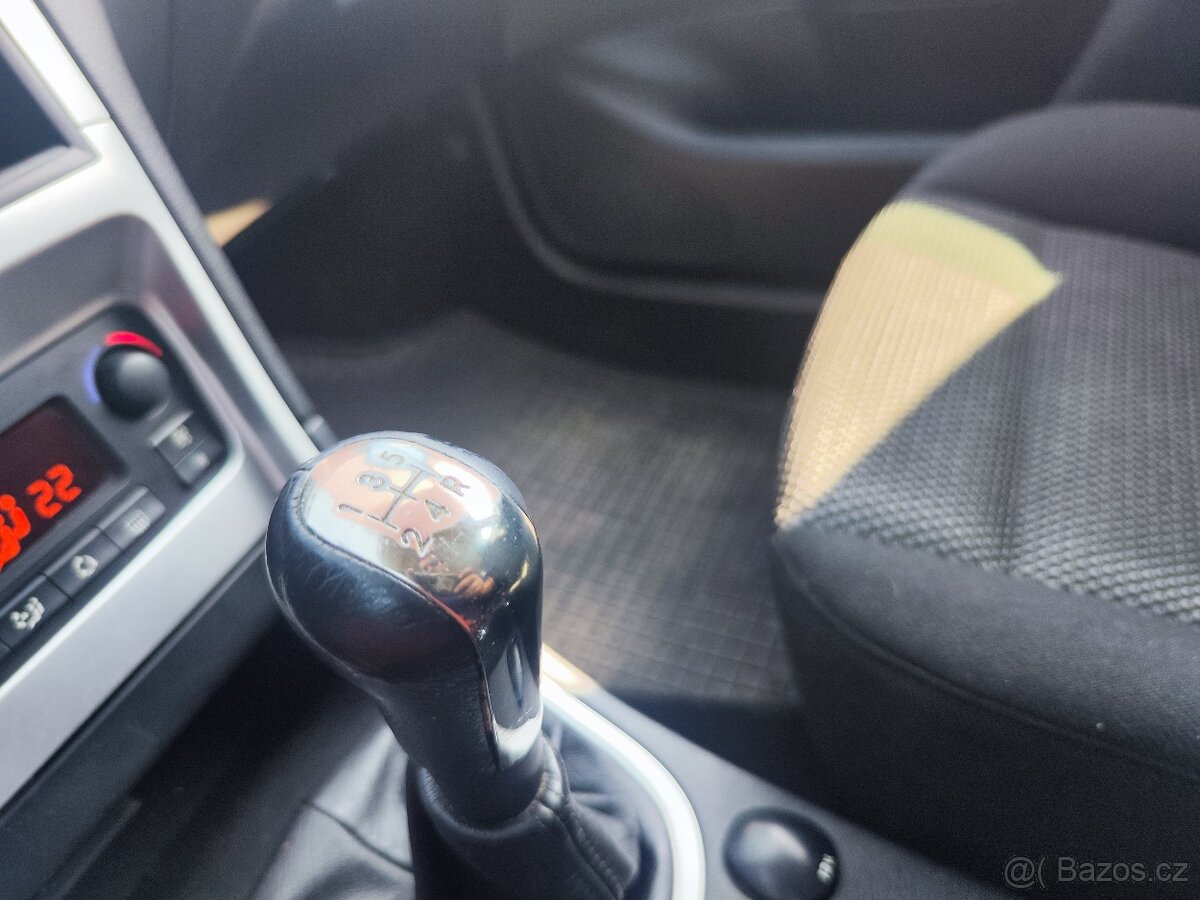 Peugeot 307 1.6 HDI/80kW presence - 13