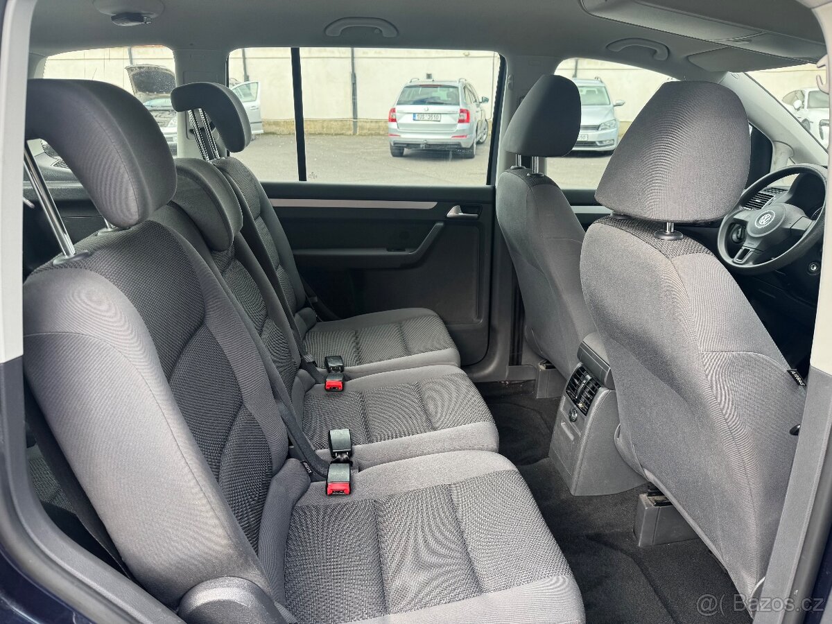 Volkswagen Touran II 1.6 TDi 7-MÍST 2014 MOŽNO NA SPLÁTKY - 13