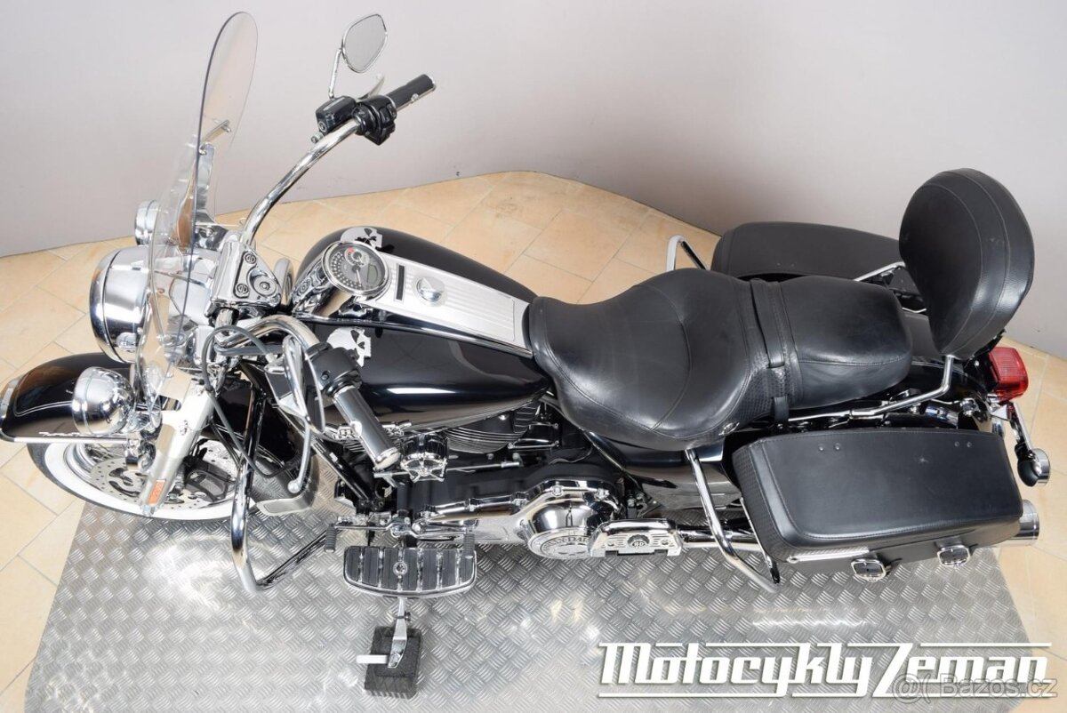 Harley-Davidson FLHRC Road King Classic 2013 - 13
