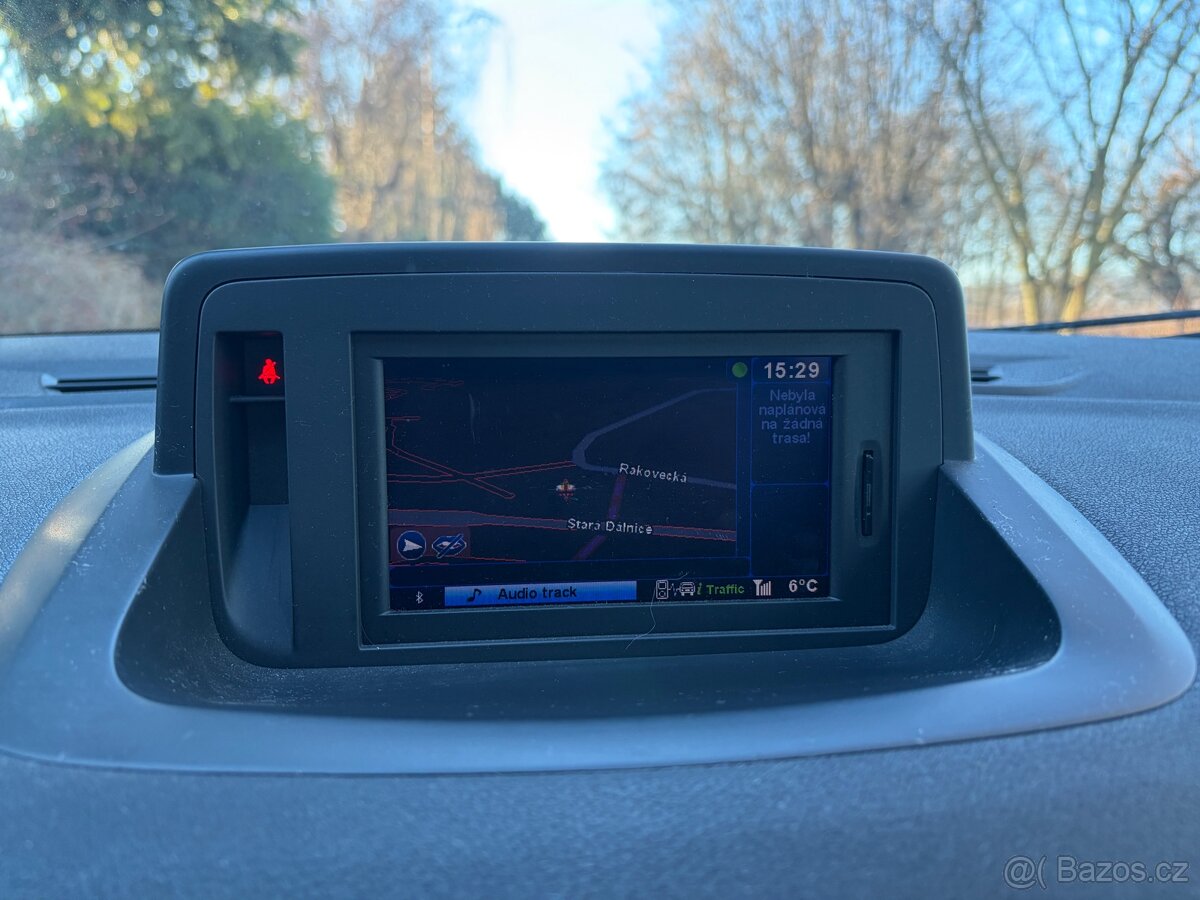 Renault Fluence 1.6 16v 81kw 2010 - 13