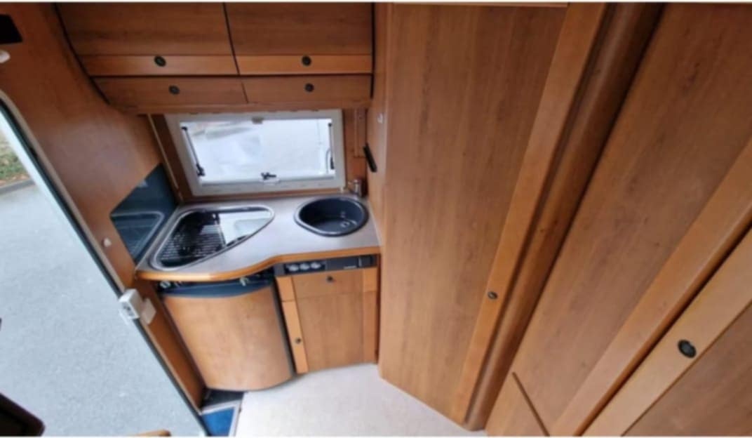 Fuat ducato Dethleffs,compact pouze 5,8 m - 13