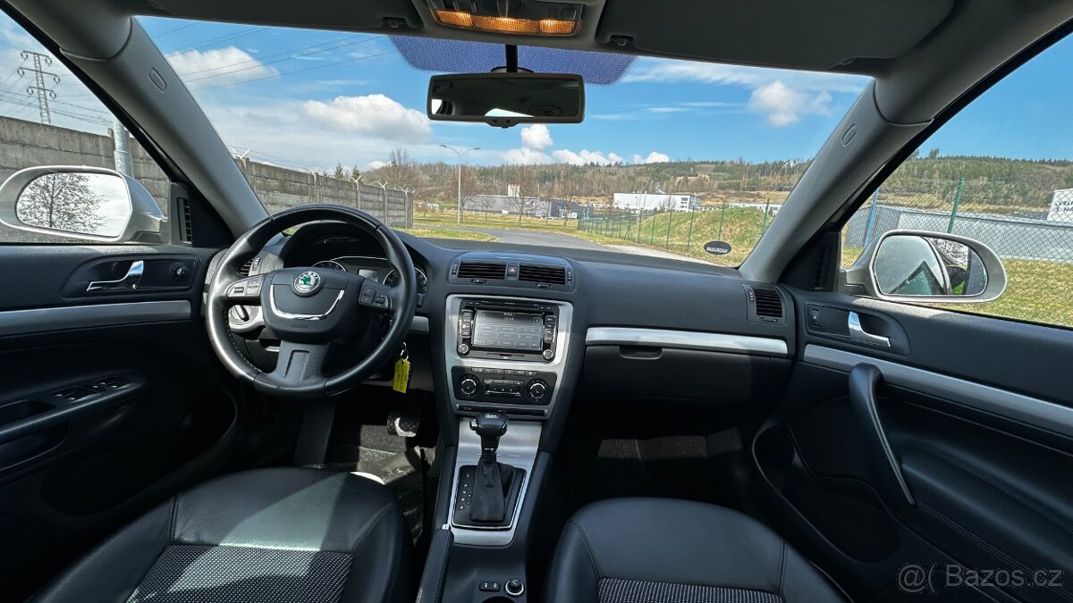 ŠKODA OCTAVIA 2.0 TDI DSG - 13