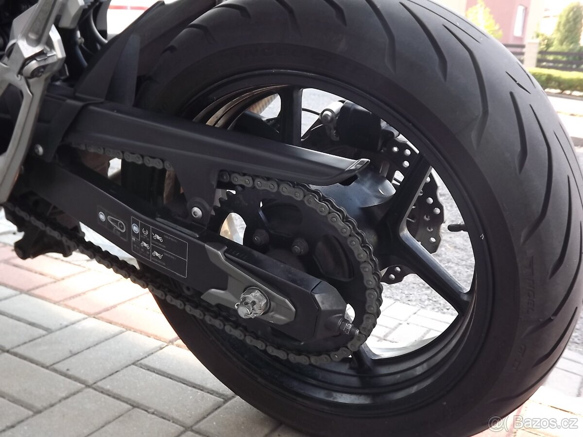 Kawasaki Z 800 - 13