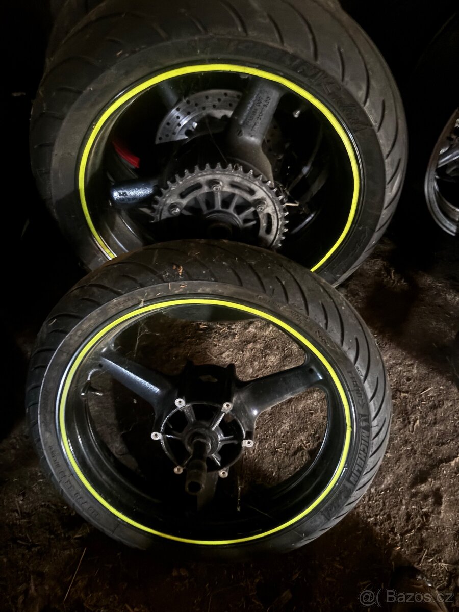 Rozprodam Yamaha TDM 900 01-13 na nahradni dily - 13