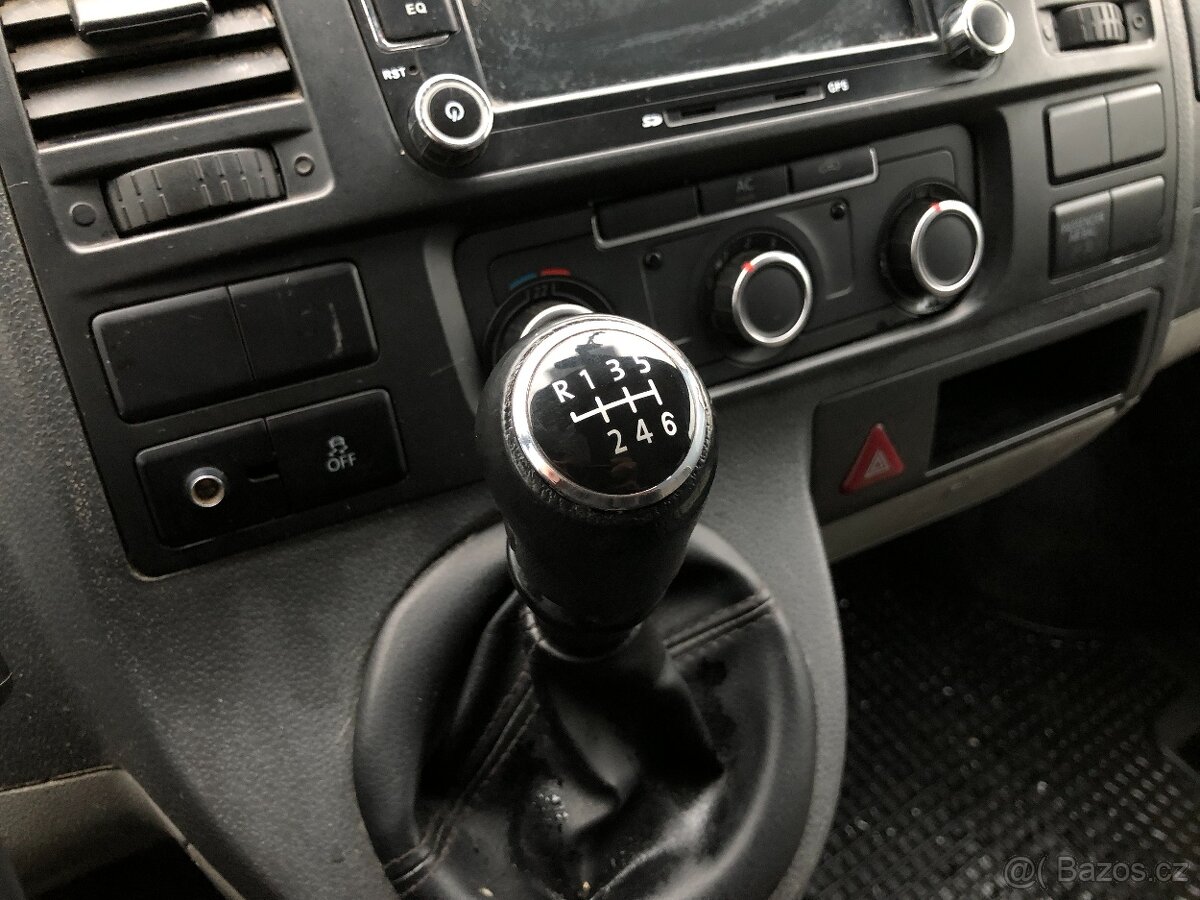 VOLKSWAGEN TRANSPORTER 2.0 TDI 4-MOTION - 13