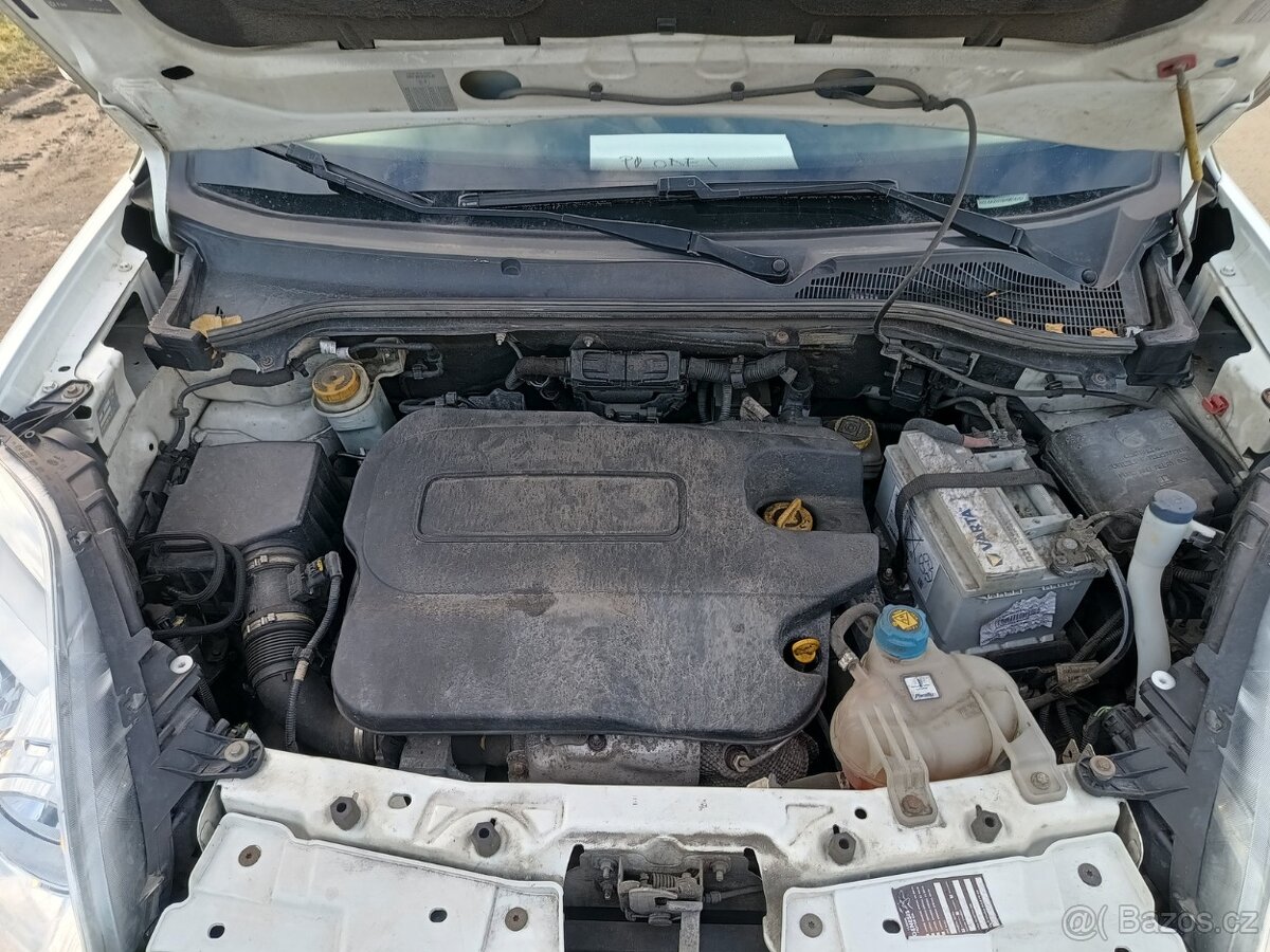 Opel Combo Tour 1.6 CDTi RV2017 odpočet DPH - 13