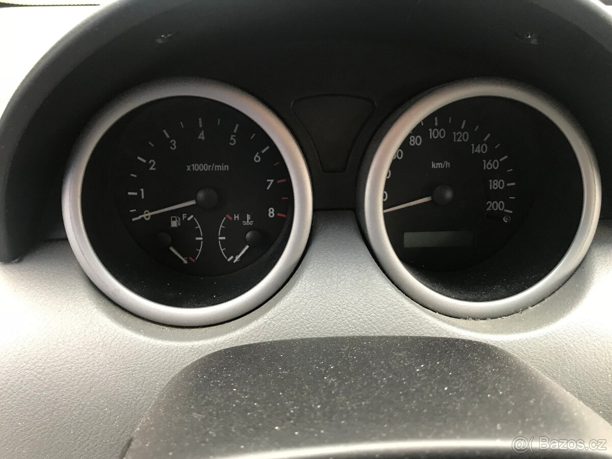 Daewoo Kalos 1,4i 16V 2004 69kW - dily - 13