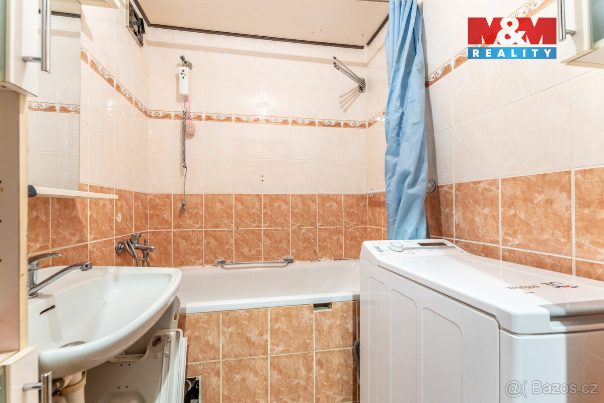 Prodej bytu 3+1, 58 m², Praha, ul. Hviezdoslavova - 13