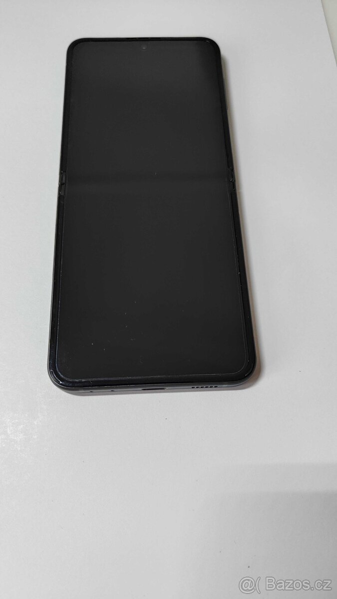 Samsung Galaxy Z Flip5 (F731B) 8GB/512GB, Green - 13