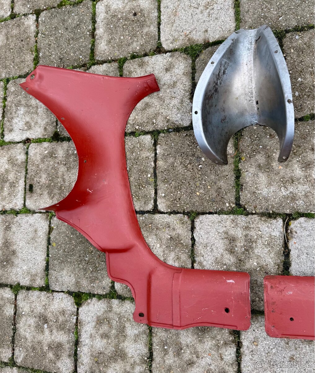 Jawa ČZ 250 353 - podsedlaky chobot - 13