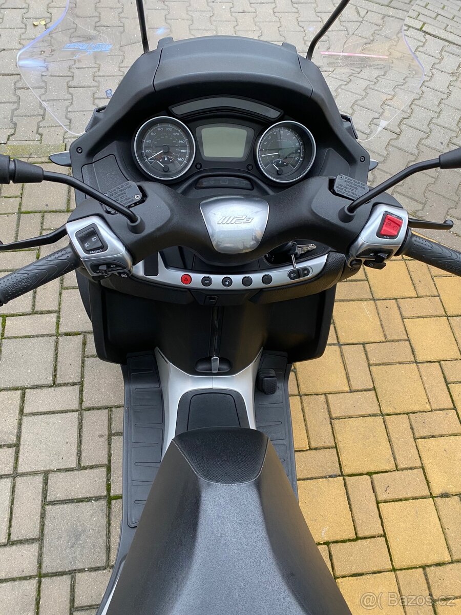 Piaggio MP3 400 HPE Sport - Business LT Top - 13