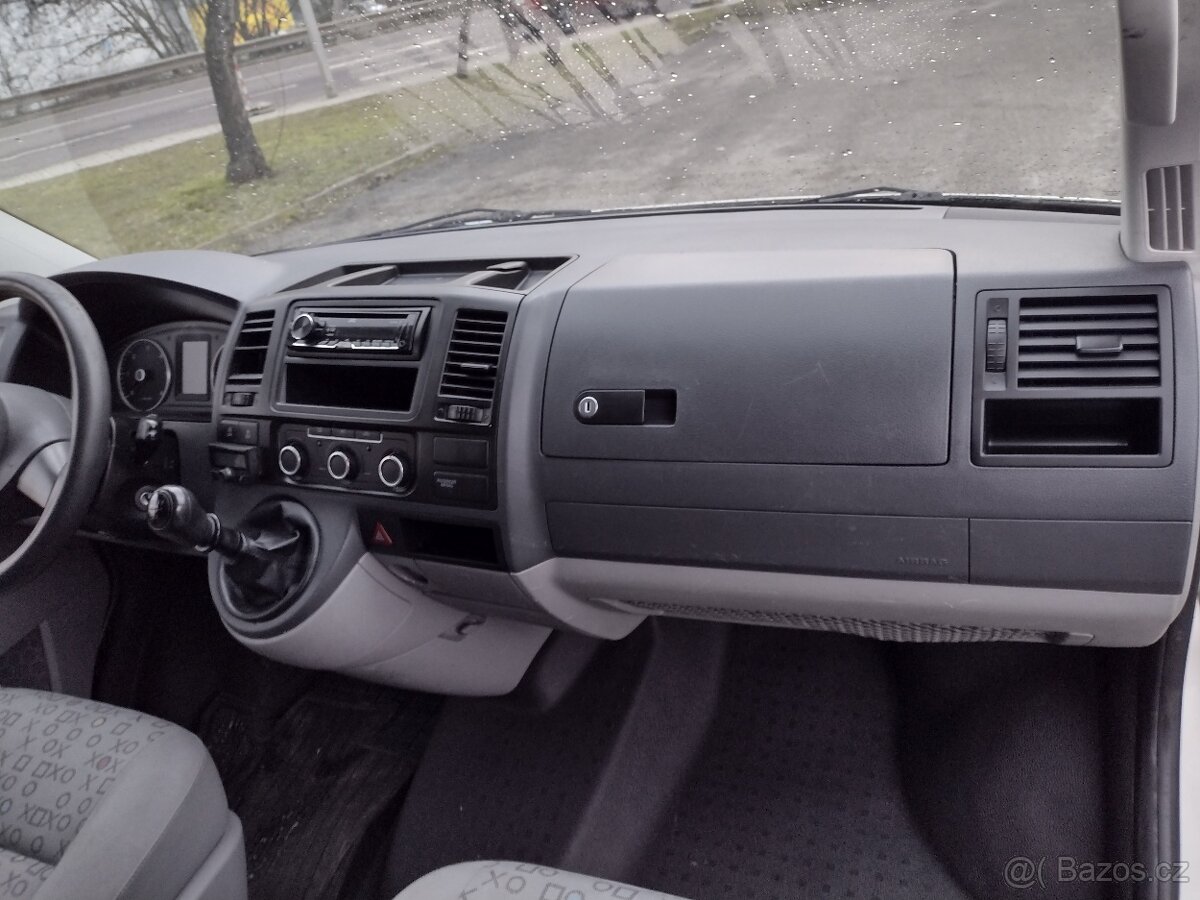 Volkswagen Transporter T5,1 2.0TDI - 13