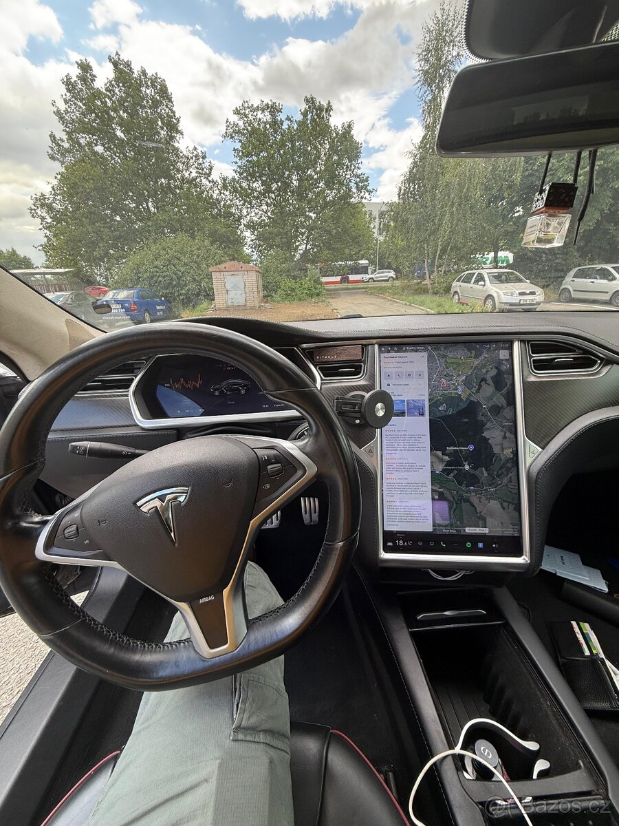 Tesla model s Doživotni nabijeni ZDARMA - 13