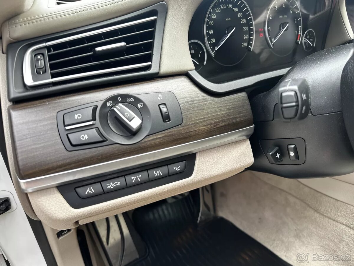 BMW Řada 7 750i Long xDrive Night Vision Soft-close Head-Up - 13