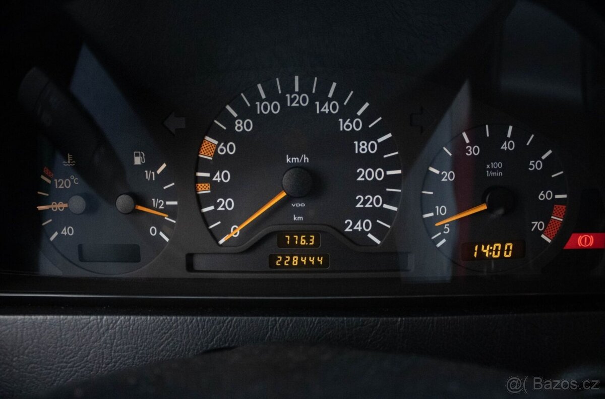 MERCEDES BENZ C180 90kW ESPRIT 1997 - 13