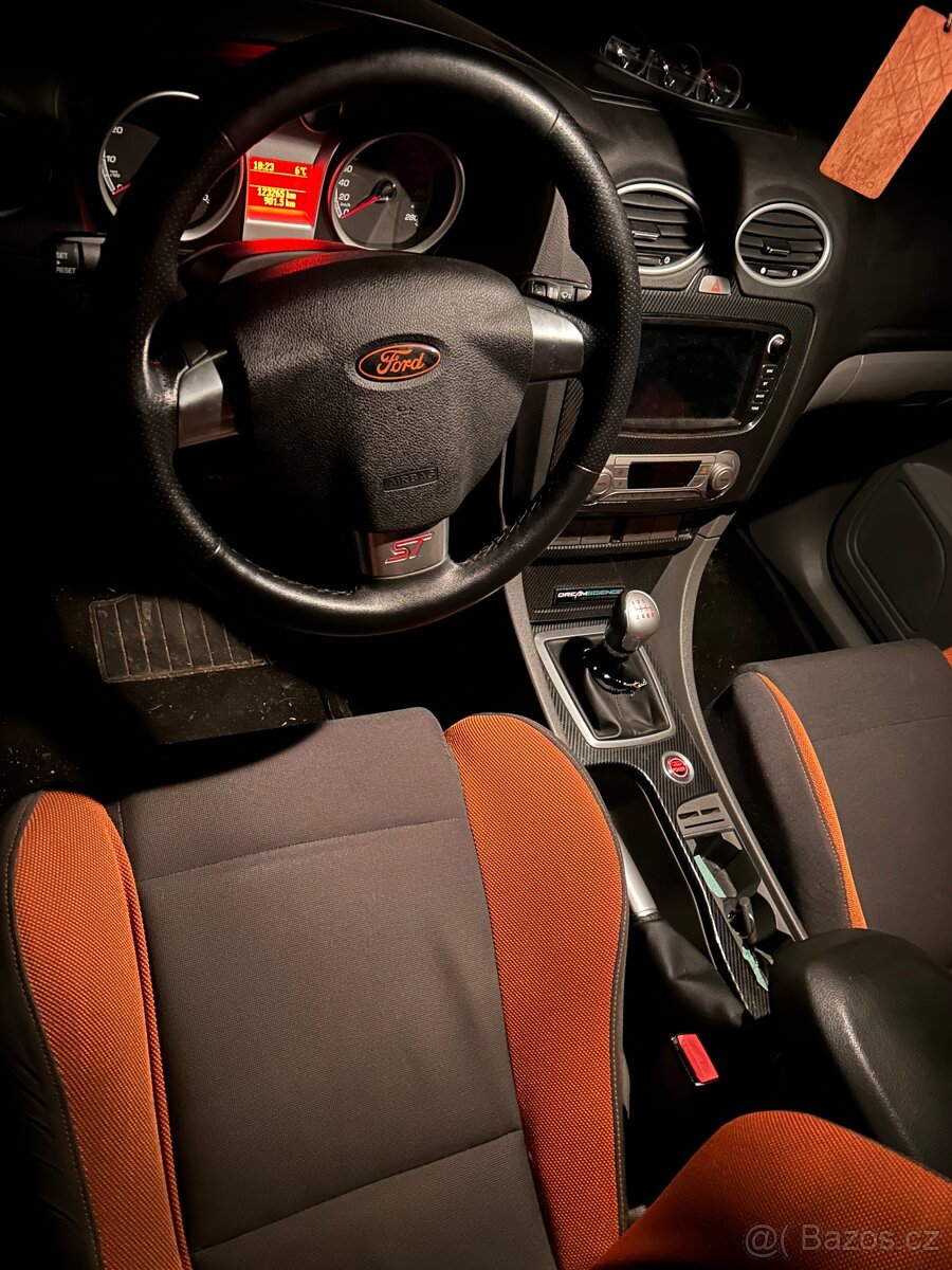Ford focus st225 - 13