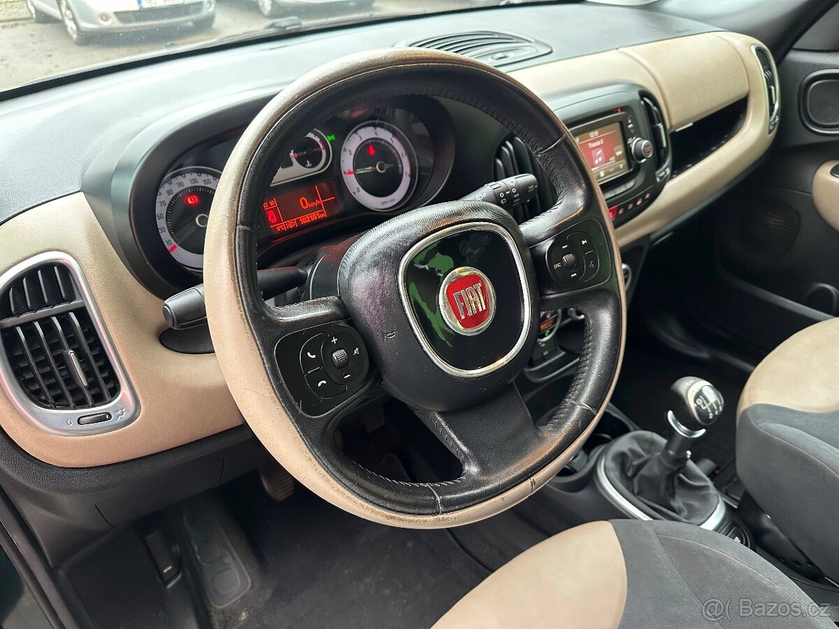 FIAT 500L LIVING 1.6JTD LOUNGE 7míst - 13