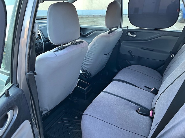 MITSUBISHI Space Star 1,6 benzin 2004 - 13