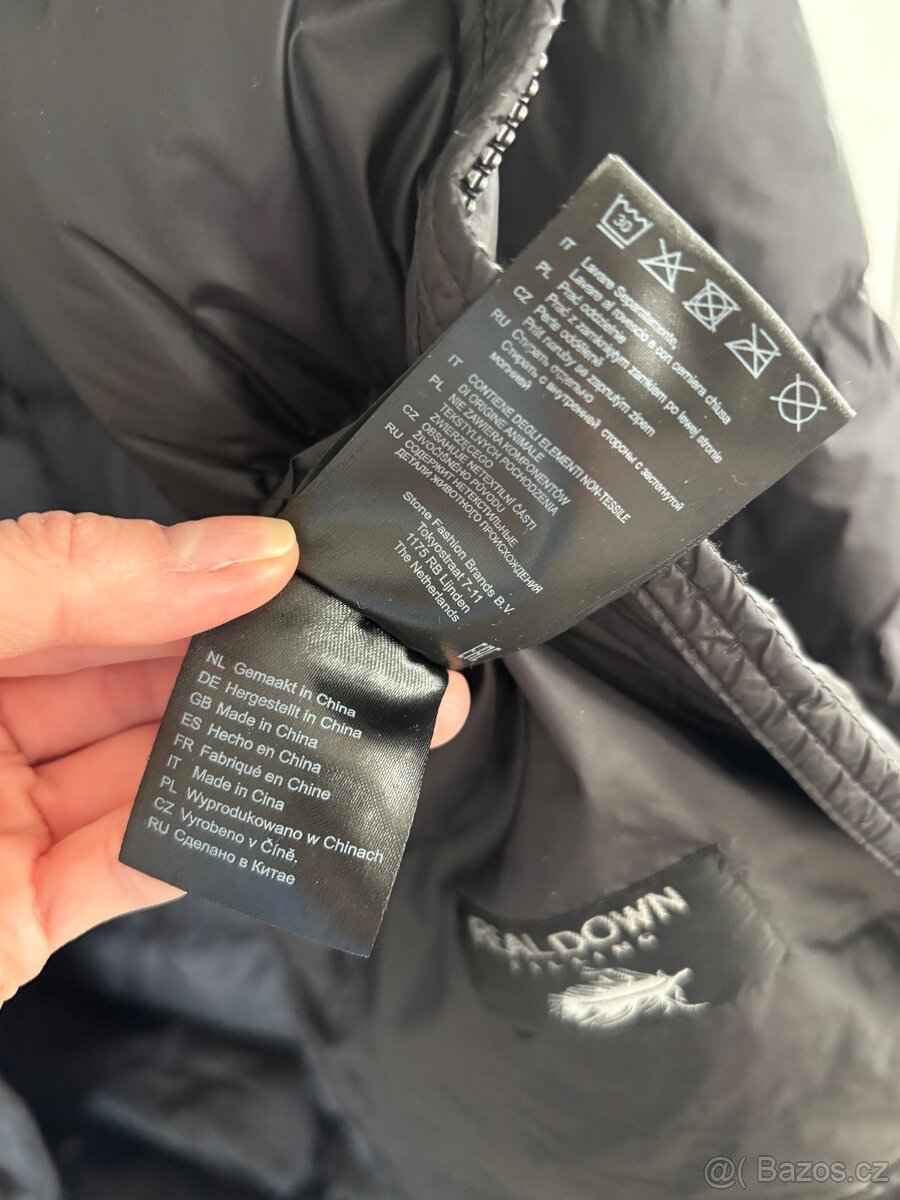 Černá péřová bunda prošívaná - 13