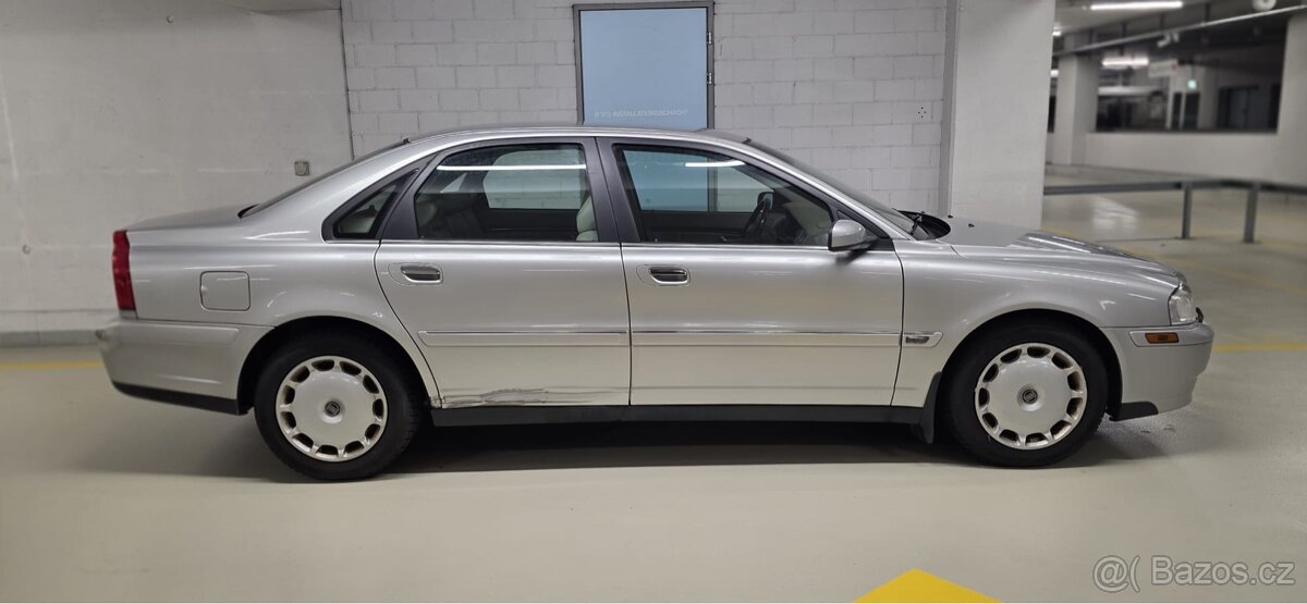 Prodame Volvo S80. 2,5 T 154 kw - 13