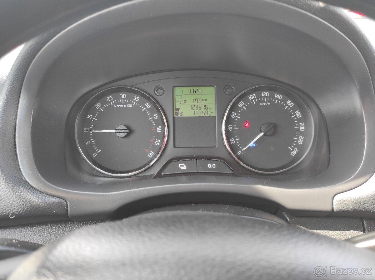 ŠKODA FABIA II KOMBI TDi - TOP STAV - 13