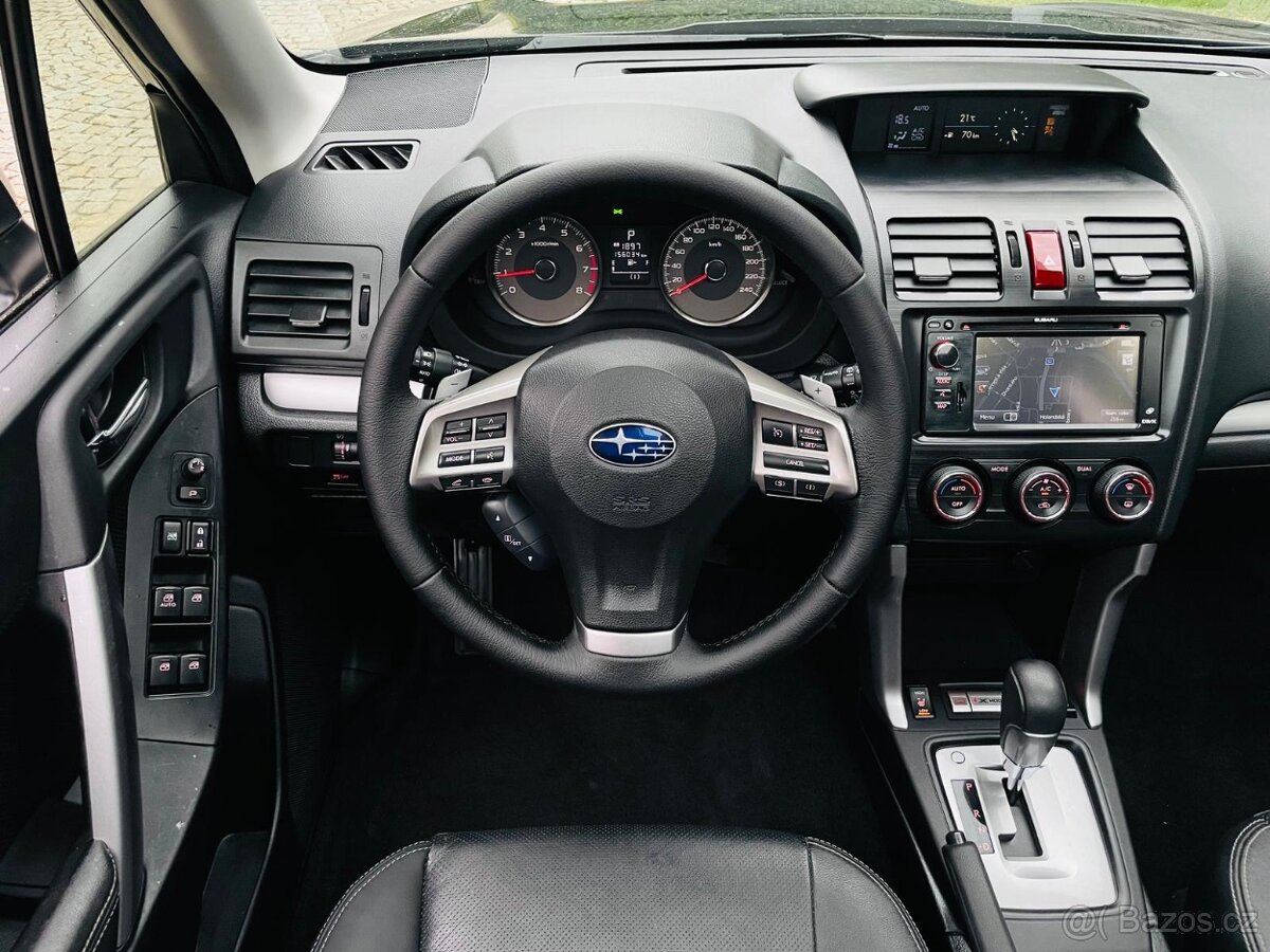 Subaru Forester 2.0i 4x4 AUT 1MAJITEL TAŽNÉ SERVISKA - 13