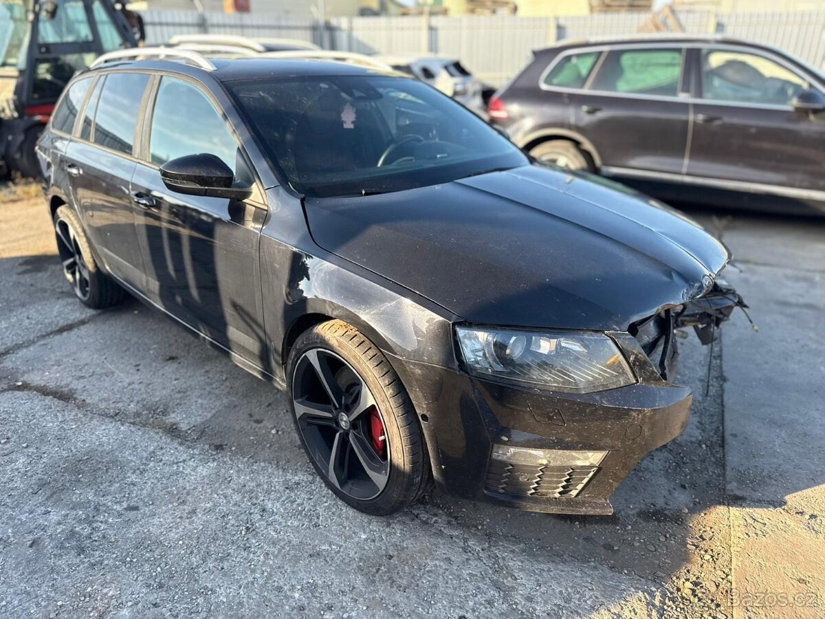 Škoda octavia combi 2.0TDi RS 135 kw 2013 airbag ok - 13