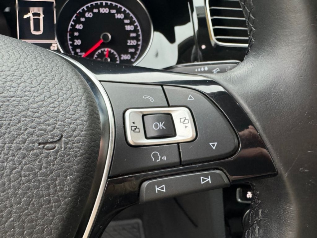 Volkswagen Golf,Variant 2.0TDI Highline - 13