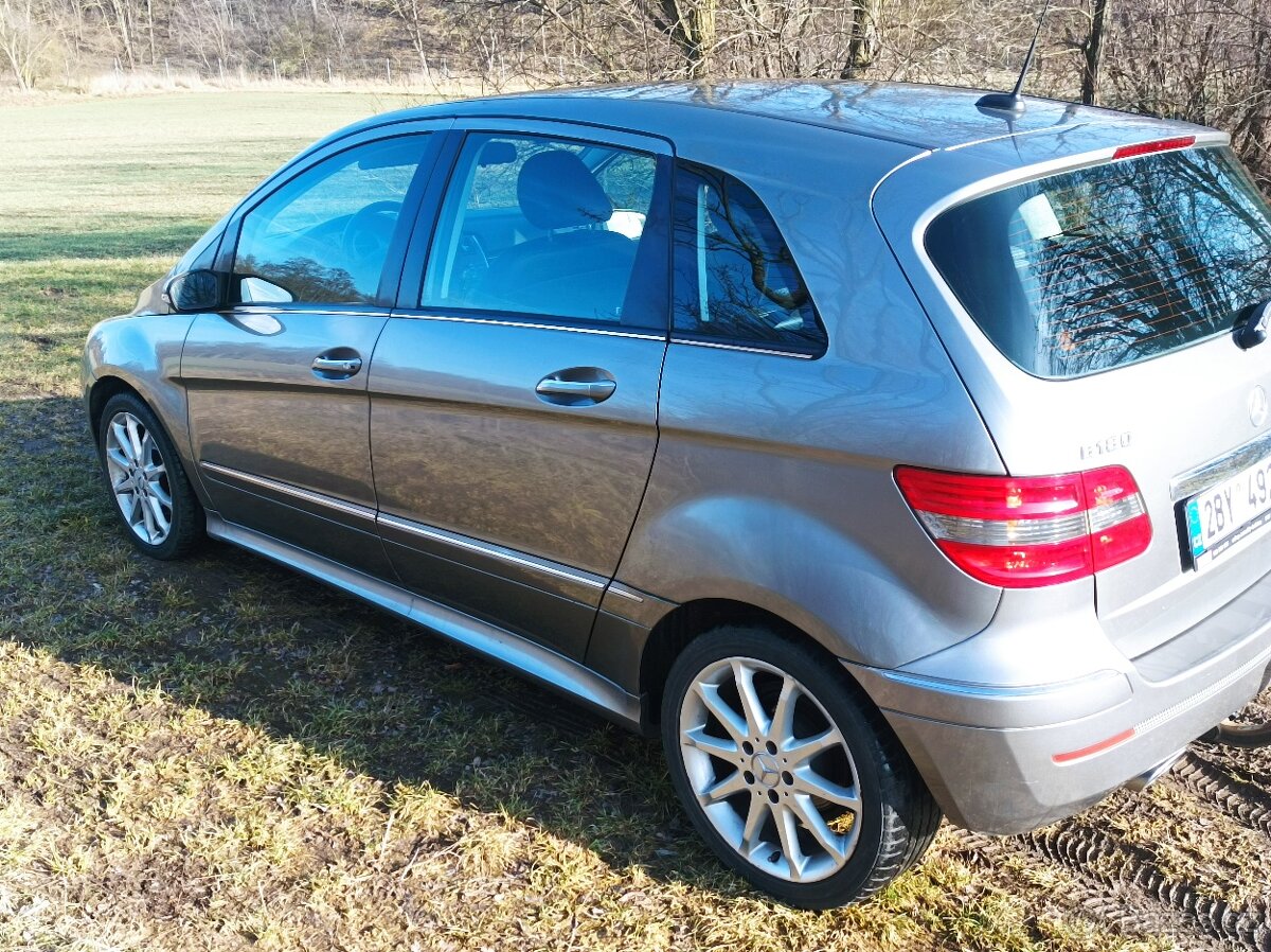 Mercedes Benz B 180 cdi. - 13